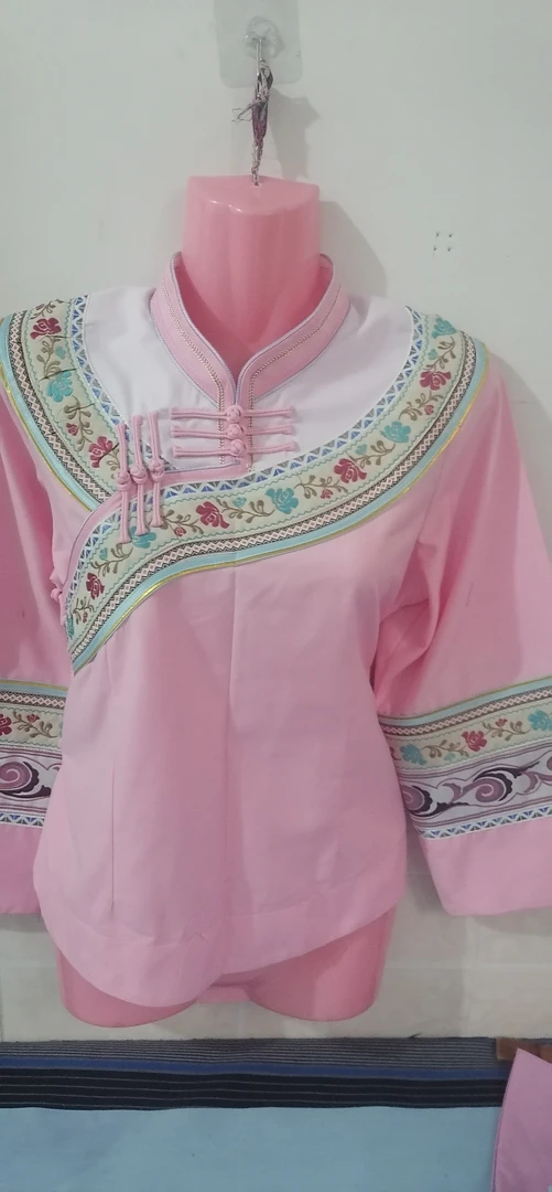 精美民族服装2023年新款上市