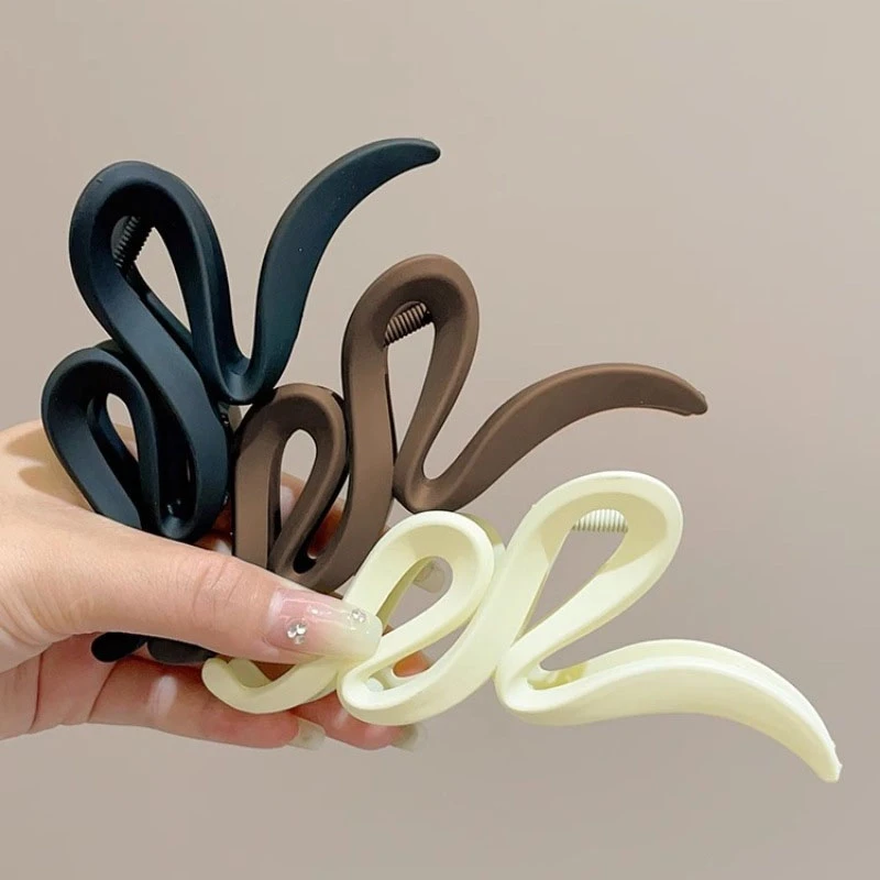 大号高级磨砂抓夹13cm高级感发夹女2023新款后脑勺鲨鱼夹百搭发饰