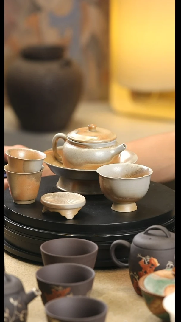 【闪购商品】陶瓷碗荔***z5789