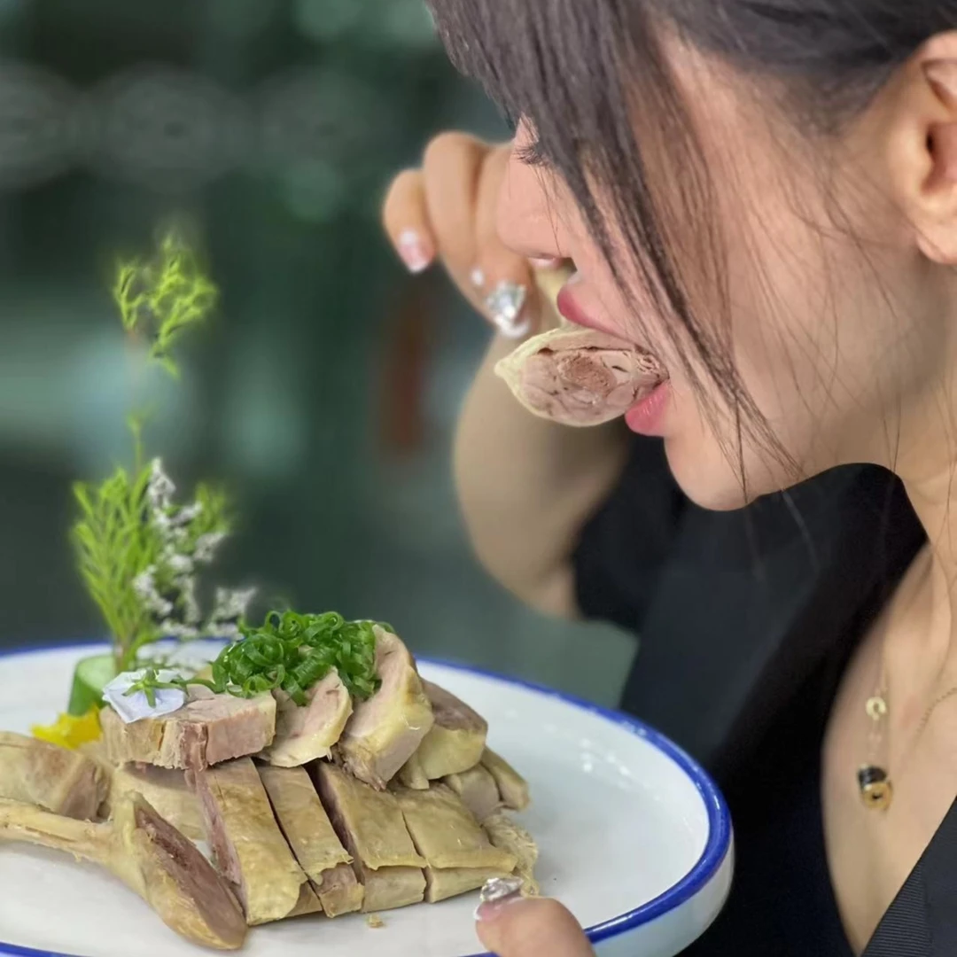 嵊州糟鸭一瓶（750克）