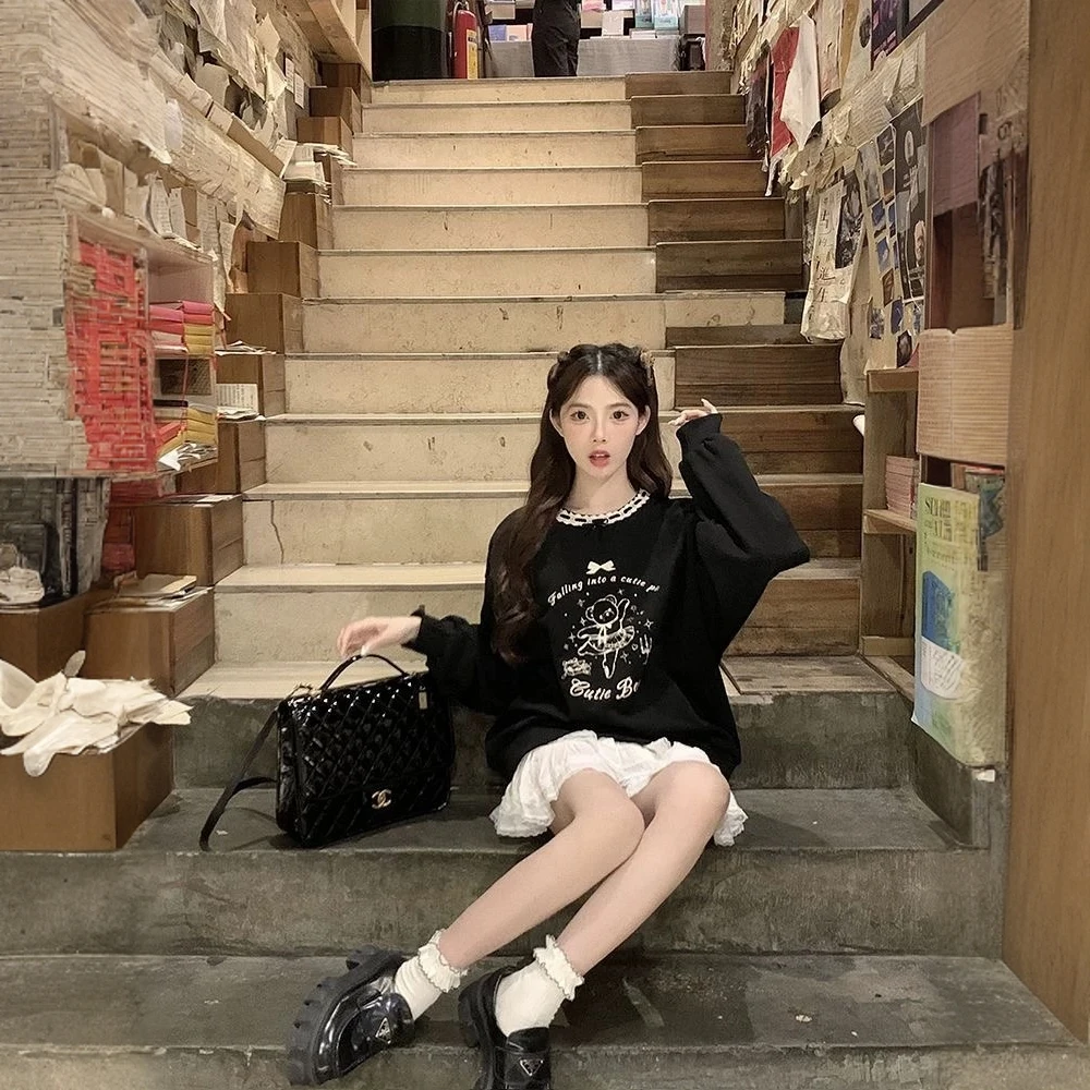 日系可爱少女黑色圆领无帽卫衣女初秋甜美印花宽松显瘦上衣裙子