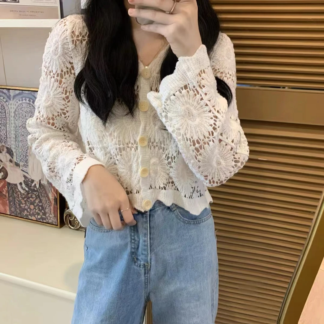 【现】800#镂空针织衫开衫防晒上衣配裙子小外套长袖外搭(配吊带)