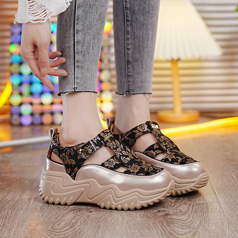 2024夏季时尚潮流新款百搭韩版厚底镂空内增高7CM休闲运动老爹鞋