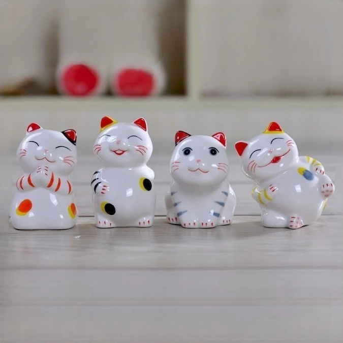客厅白色陶瓷招财猫摆件迷你送儿童公司活动礼品发财寓意好运摆件