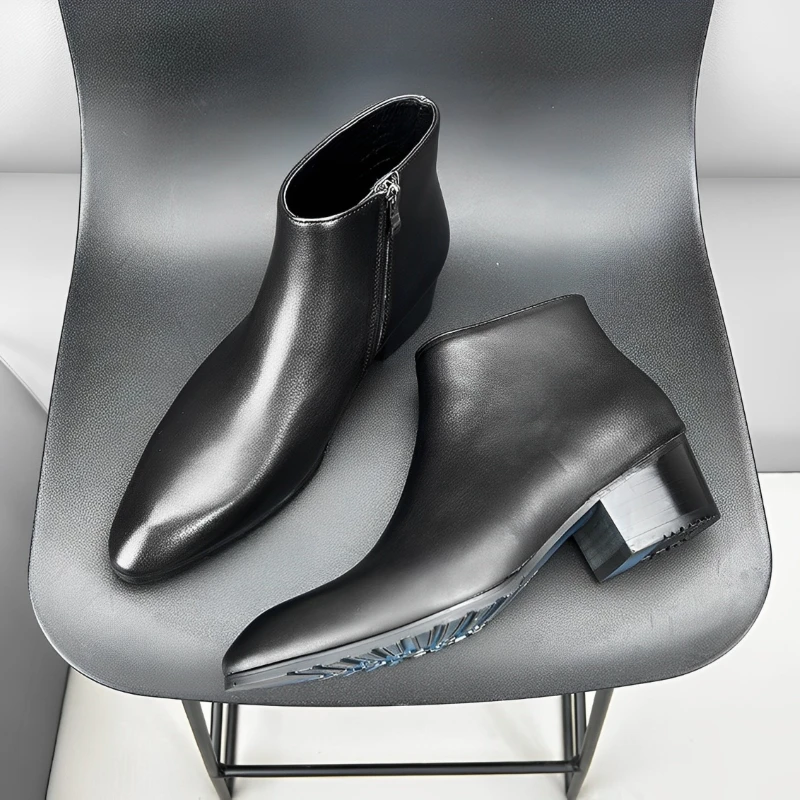 英伦风小众设计款男士高跟靴子尖头短筒拉链皮靴男真皮低帮短靴潮