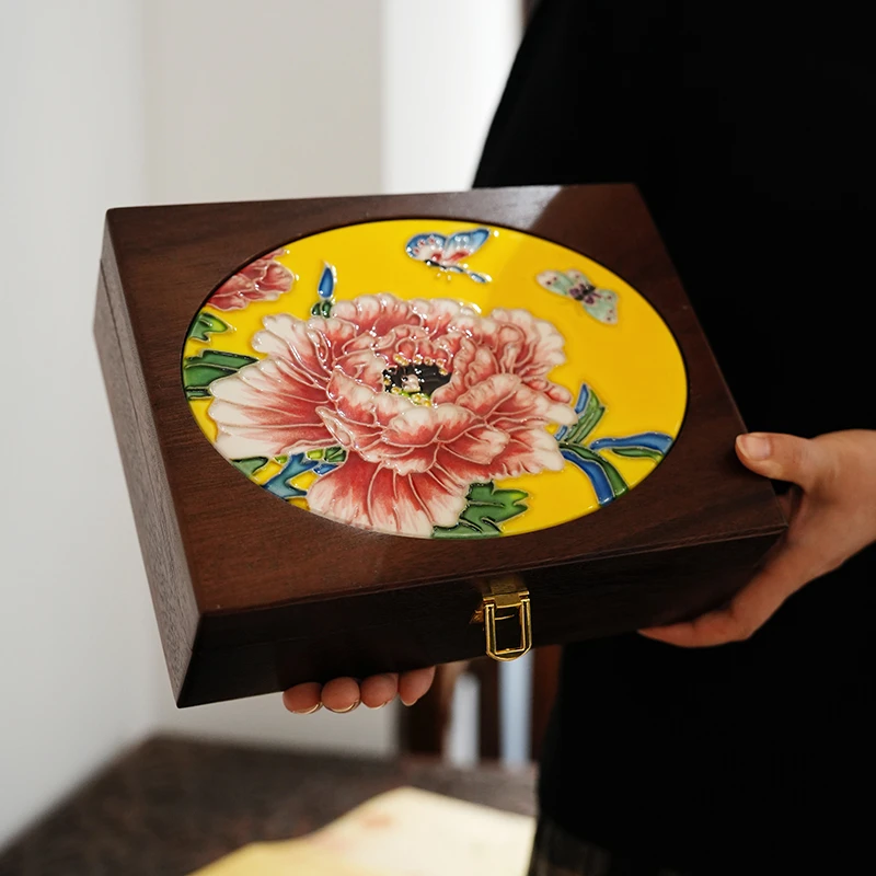 中式喜上枝头手绘黄底瓷板画首饰盒胡桃木收纳盒家用装饰艺术摆件