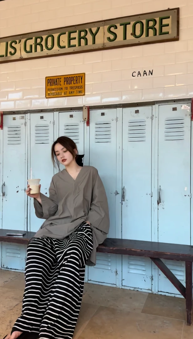 V领韩国档口夏季新款宽松连衣裙女装连衣裙女款时尚休闲百搭女士