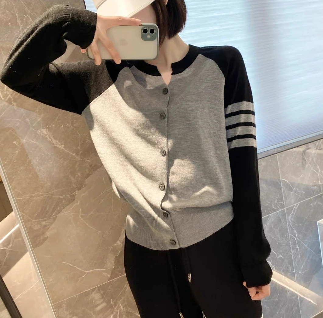 【货号200 202】早春学院风条纹长袖针织衫女休闲百搭宽松开衫外套