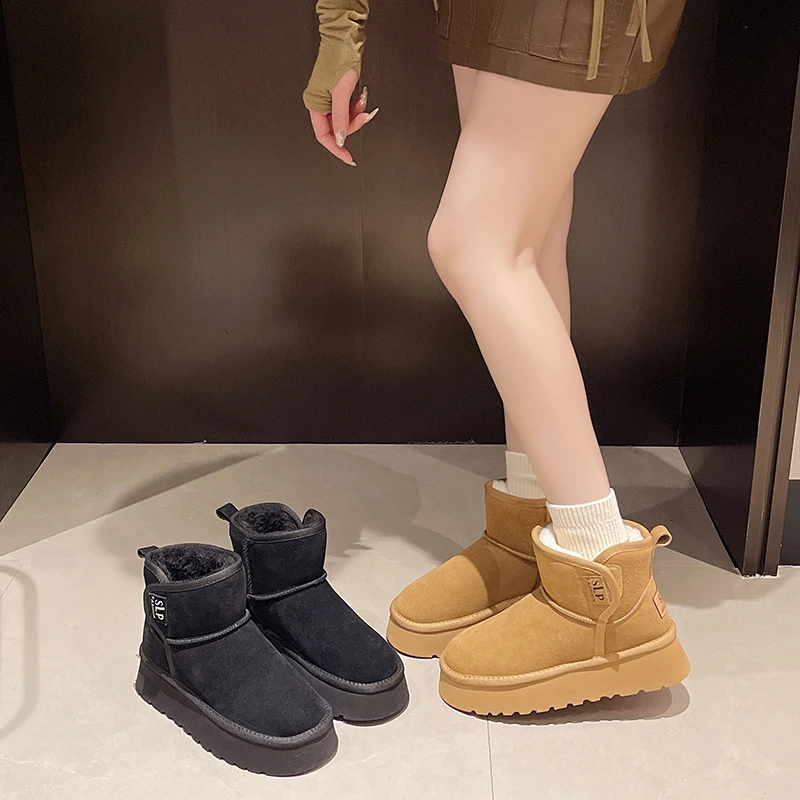 雪地靴女鞋2024秋冬新款加绒防滑厚底靴子厚绒大棉5865