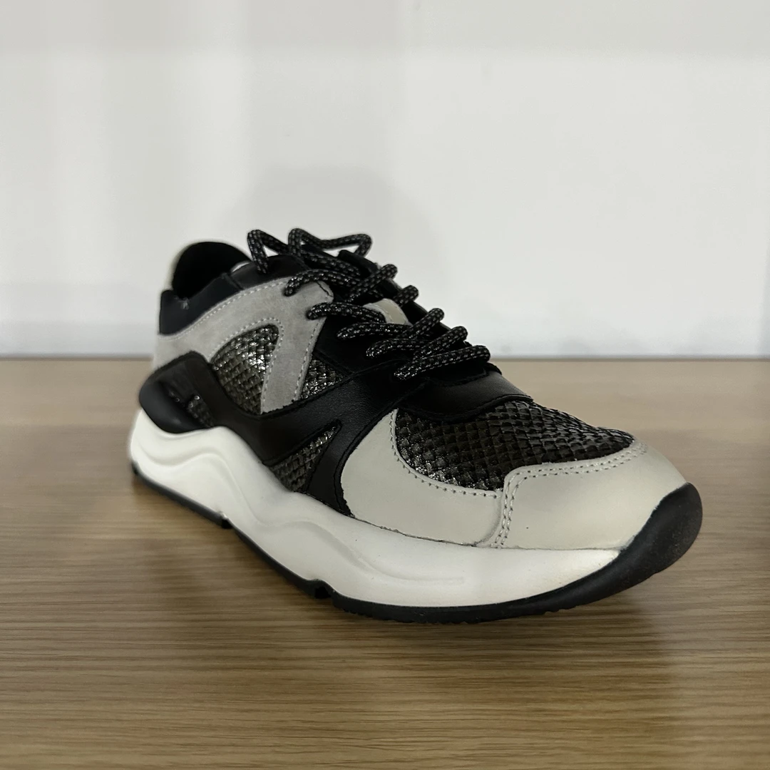 G家时尚休闲运动鞋D16GDA（D5、D6）