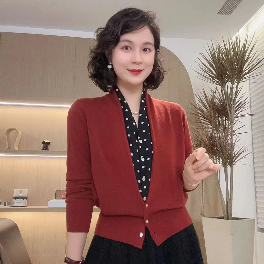 LVMU/吕木贵妃领秋日新款黑白点长袖针织衫#DQ6388