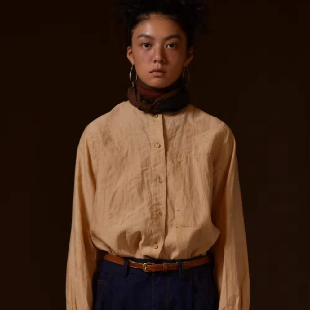 西子分享22SS1025 左岸迷香 茶色圆领【上衣】