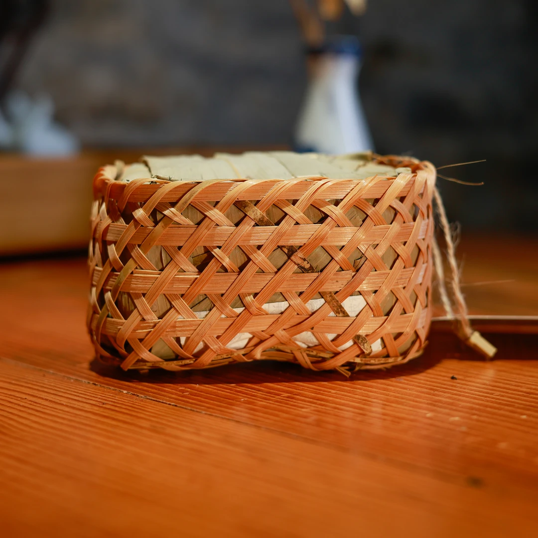 六茶外2021年 六茶外安茶 贡尖 250g