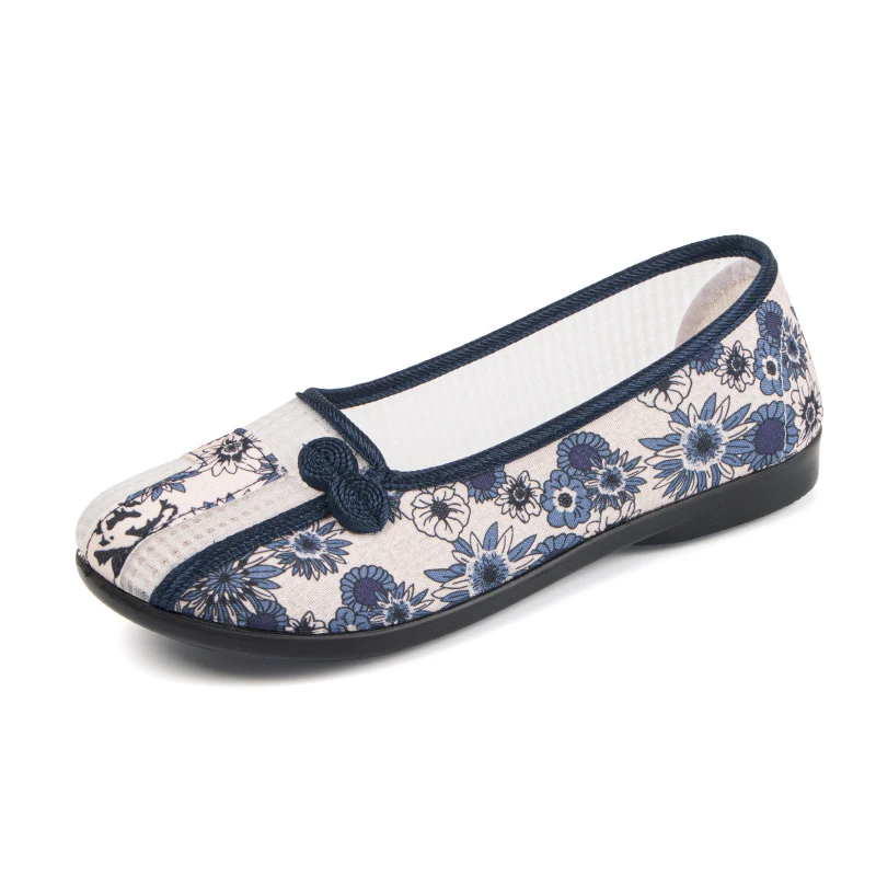 夏季软底妈妈鞋民族风绣花鞋汉服绣花鞋透气平底汉服鞋妈妈女鞋