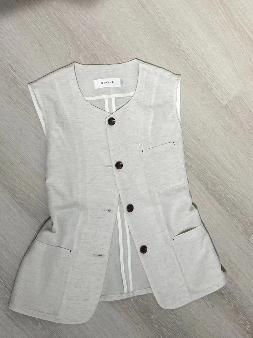 【红姐推荐】雅·薄款亚麻显瘦时尚叠穿圆领马甲背心