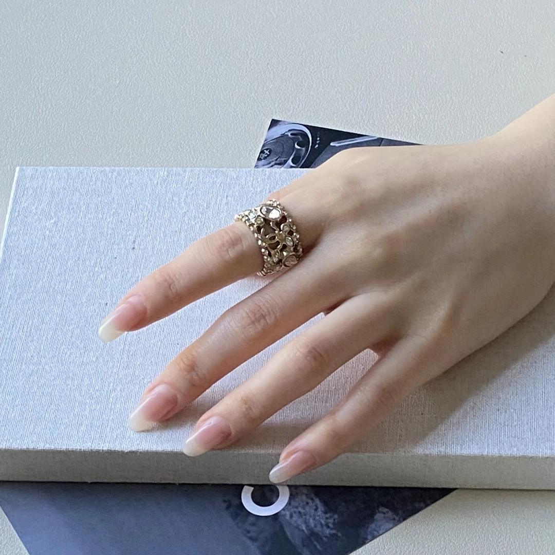 95新 Chanel/香奈儿 09A浅金色镂空满钻戒指53-27881401