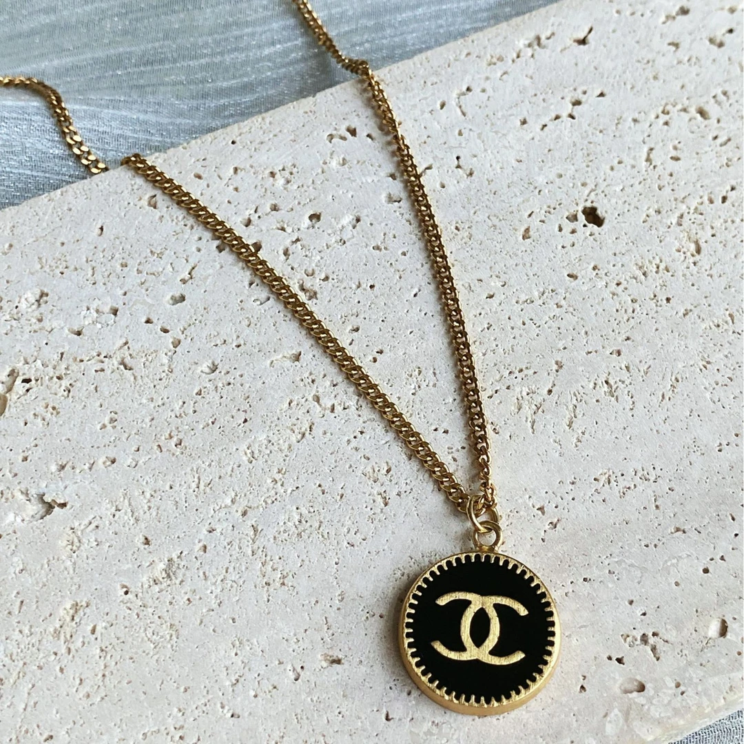 95新 Chanel/香奈儿 黑金圆饼双C中古时尚百搭项链