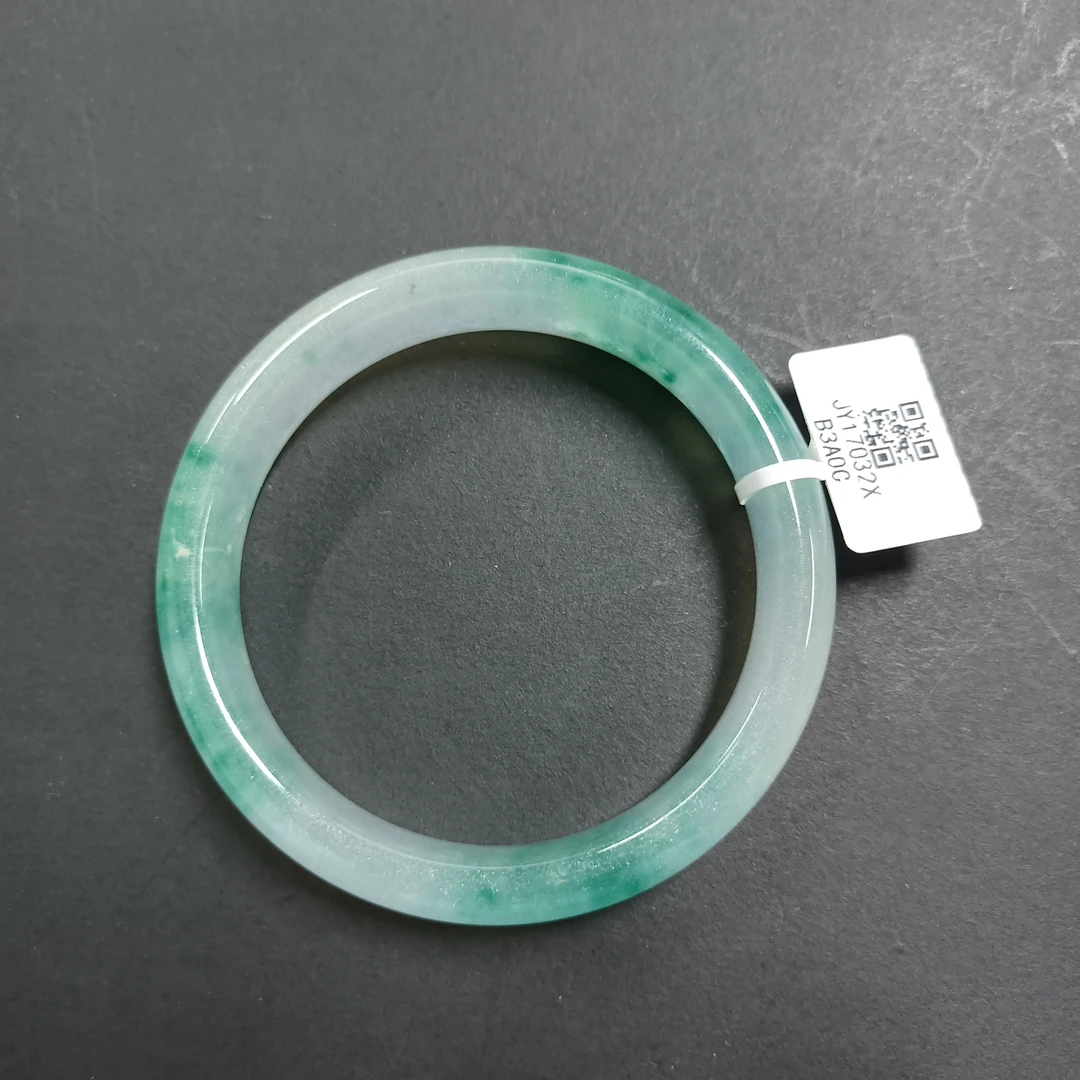 天山翠手镯54-63圈口（多样性发其一颜色微差）/JY17032X