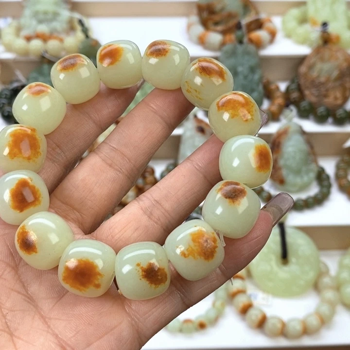 【闪购商品】岫岩河磨玉(透闪石质玉)手串未镶嵌狭**心