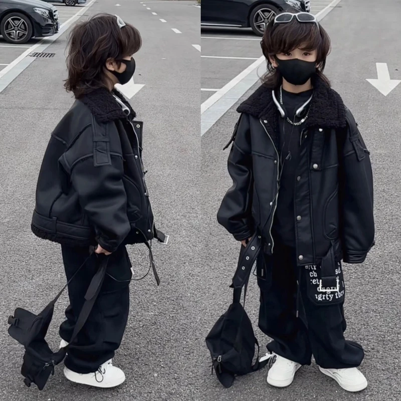 三乐乐家2024冬季新款高级感手工PU皮衣儿童翻领加厚外套