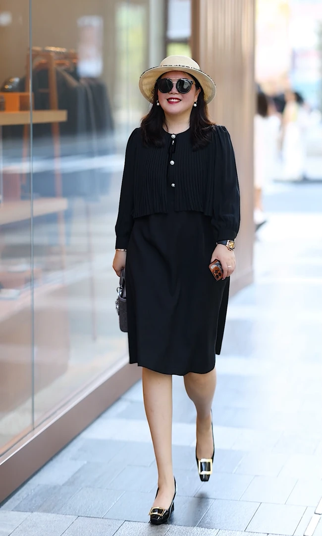 【深圳霞姐】秋款定制上新大码女装小香压褶纽扣气质连衣裙