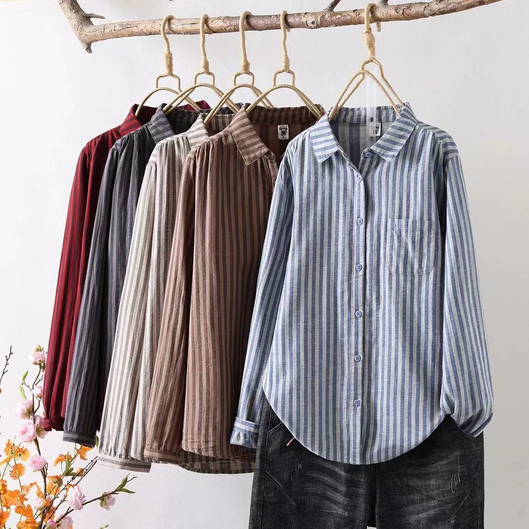 新款竖条纹小众衬衫女士休闲显瘦百搭宽松减龄上衣长袖翻领衬衣