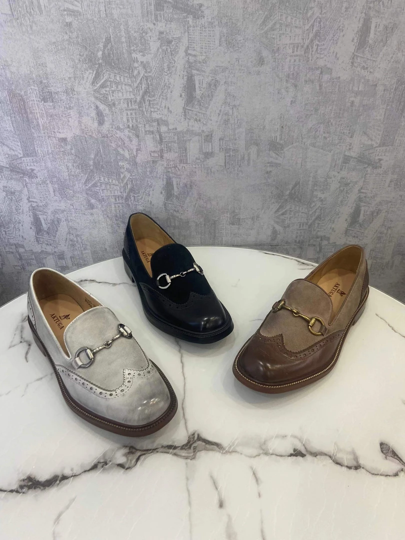 AKTUGA 女士布洛克英伦风真皮复古经典女鞋939-18