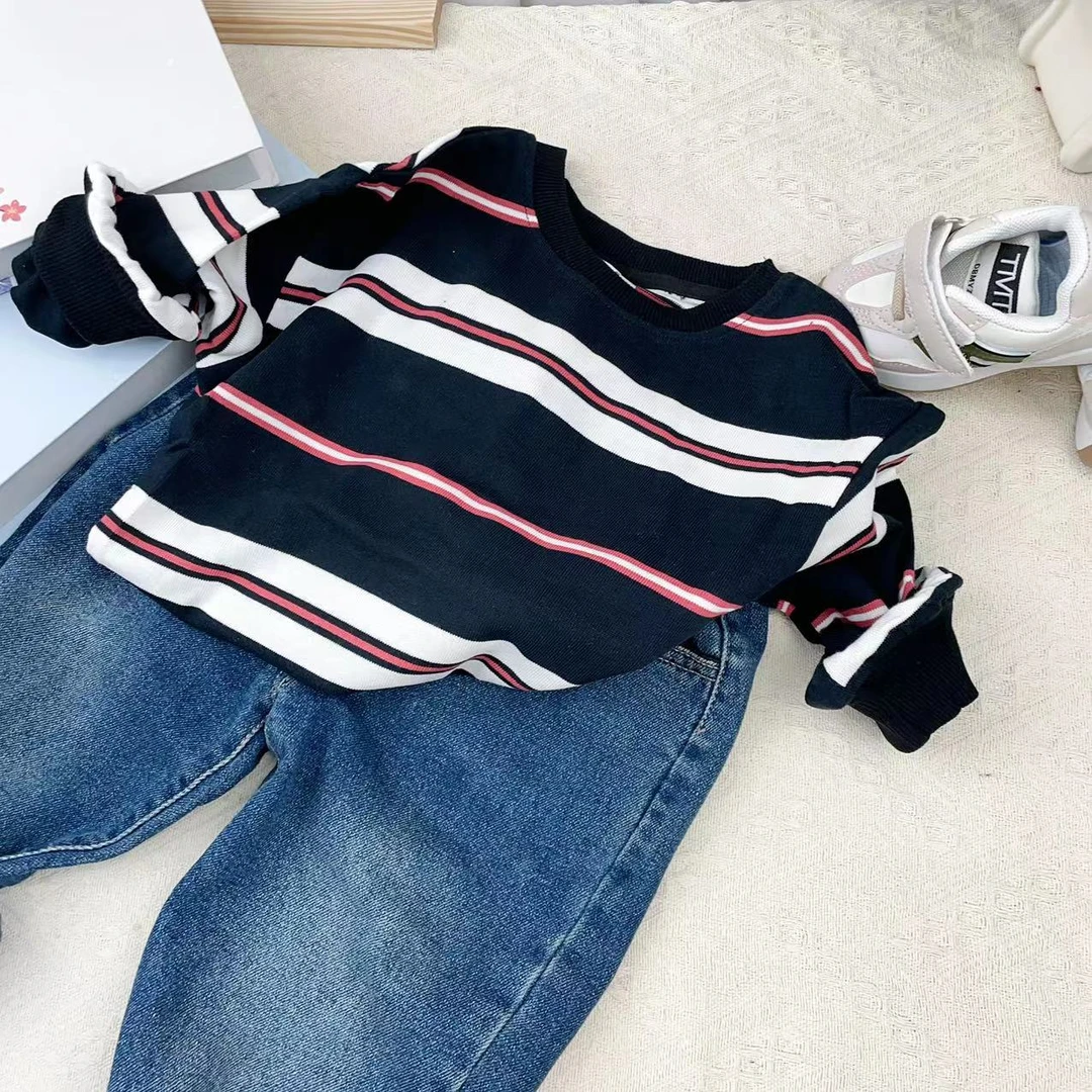 儿童长袖时尚洋气细条纹卫衣   23658