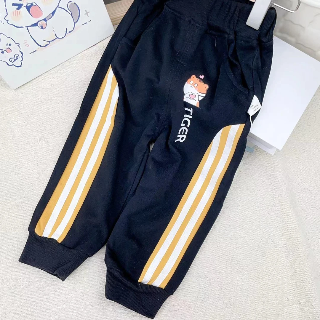 小童秋季新款时尚洋气竖条纹拼接卫裤8117