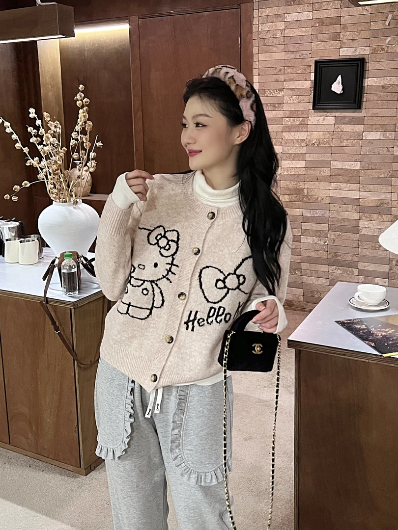 【GILDED ROSE】温柔KT/2024秋冬港风卡通复古HelloKitty毛衣外套