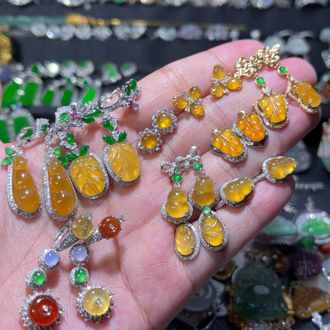 翡翠耳饰18K金镶嵌黄翡耳饰甄选