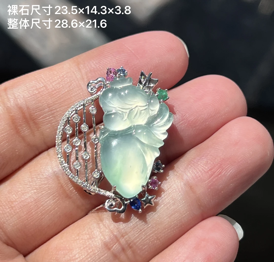 18k金伴钻石镶嵌翡翠天使吊坠胸针两用款