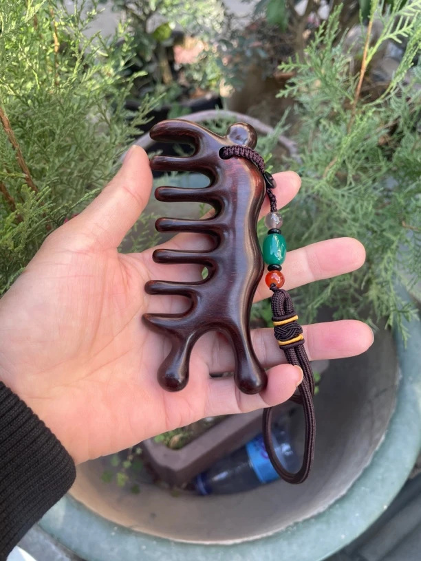 紫檀木多功能大蜗牛按摩梳头疗脸部肩檀木梳全身通用