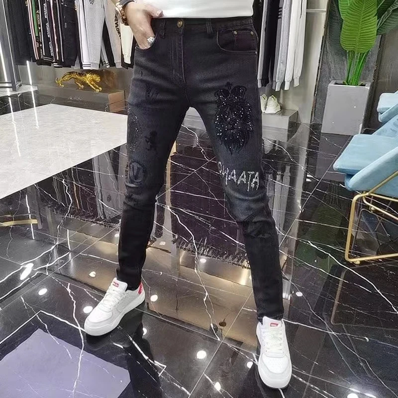 欧洲站高端烫钻牛仔裤男潮牌弹力修身小裤流行刺绣轻奢印花男裤