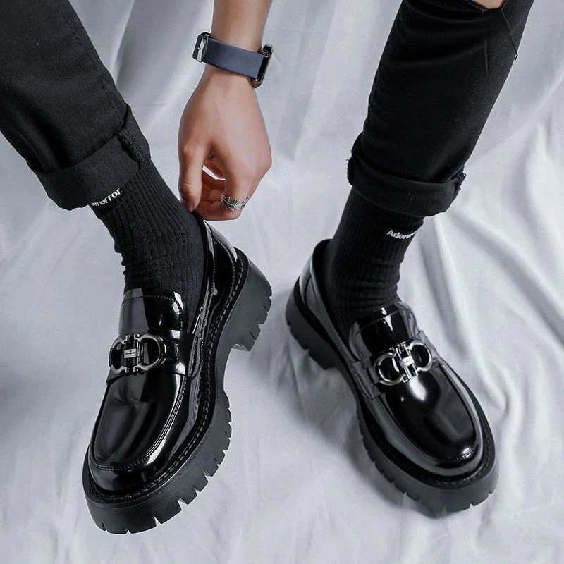 亮面皮鞋男士商务正装一脚蹬漆皮懒人鞋厚底高级感豆豆鞋乐福鞋男