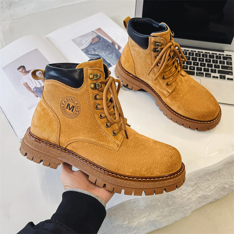 马丁靴男英伦风复古高级感户外机车中帮登山工装靴厚底秋冬大黄靴