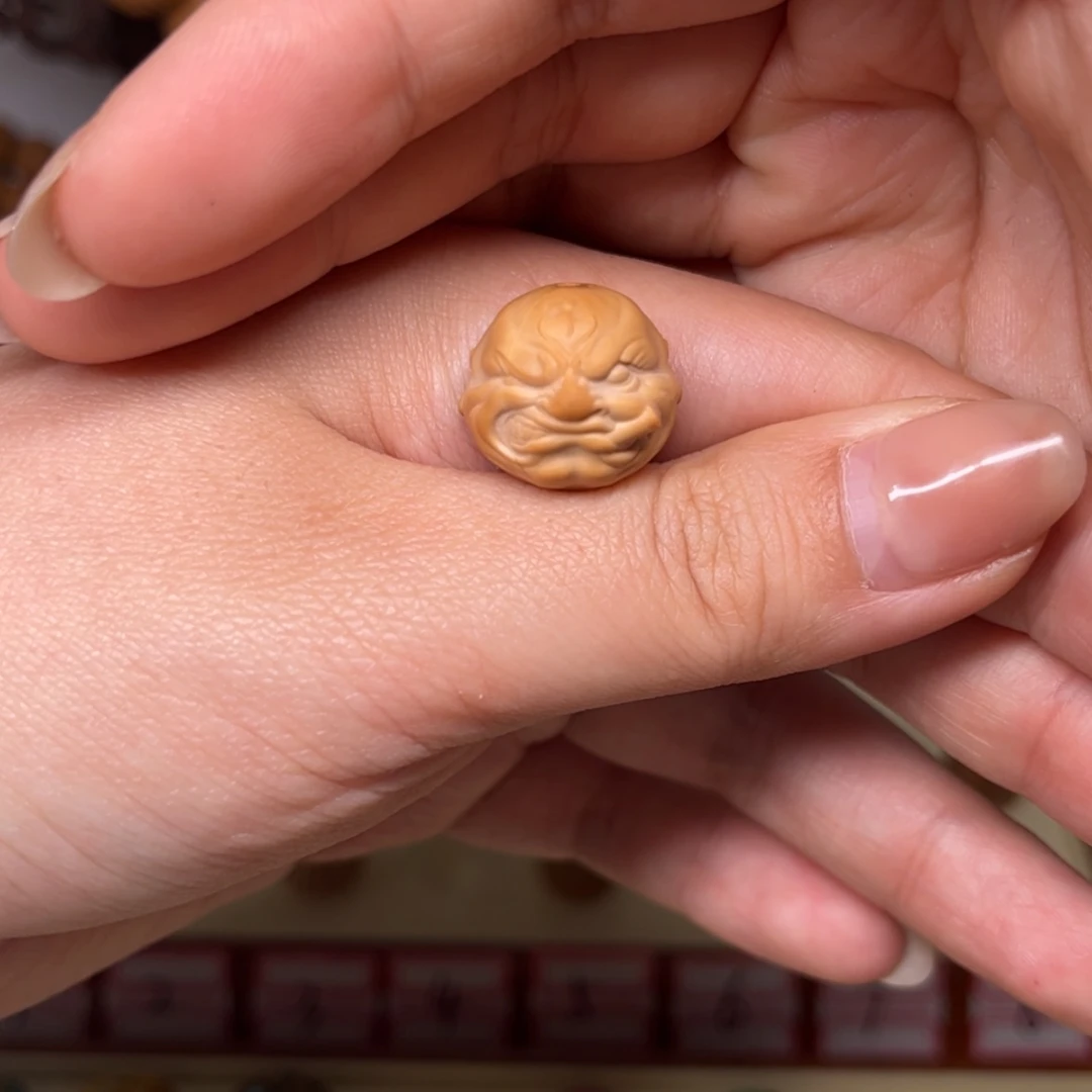 【闪购商品】猴头核桃把件爷**?