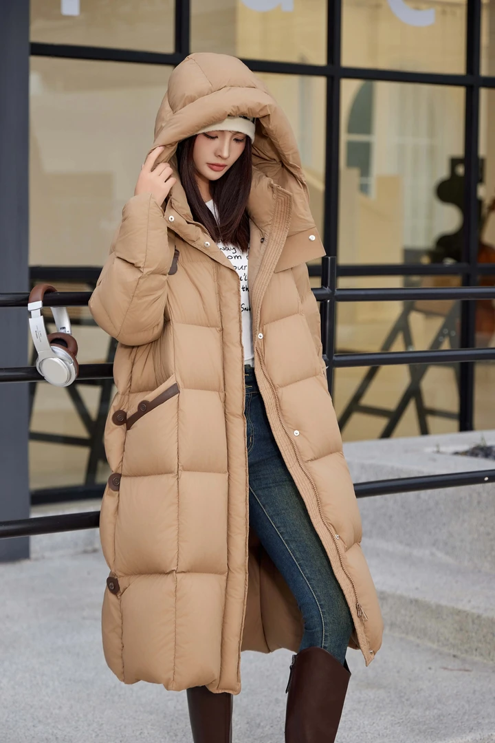 高端90白鸭绒时尚气质羽绒服女2025冬季新款长款连帽加厚保暖外套