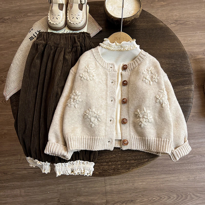 女童毛衣外套春秋款2057新款洋气儿童针织开衫女宝宝秋装森系上衣