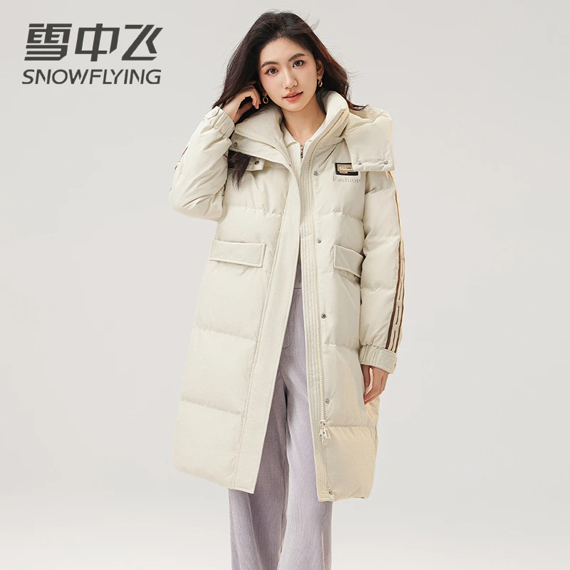 雪中飞羽绒服女条纹设计冬季中长款加厚保暖白鸭绒百搭时尚休闲