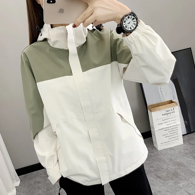2023春秋季新款外套女冲锋衣薄款户外防风防水情侣休闲登山服爆款
