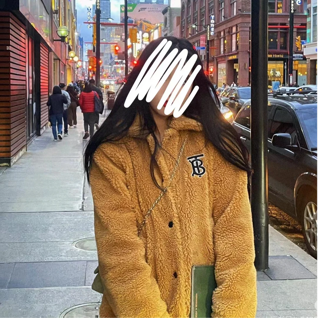 000842 BURBERRY 巴宝莉 Logo印花羊羔绒夹克绒感外套 36码 99新