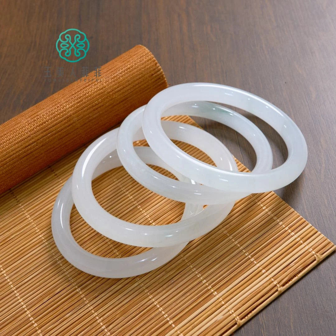 玉美人菲菲*天山翠圆条手镯~多样性发一