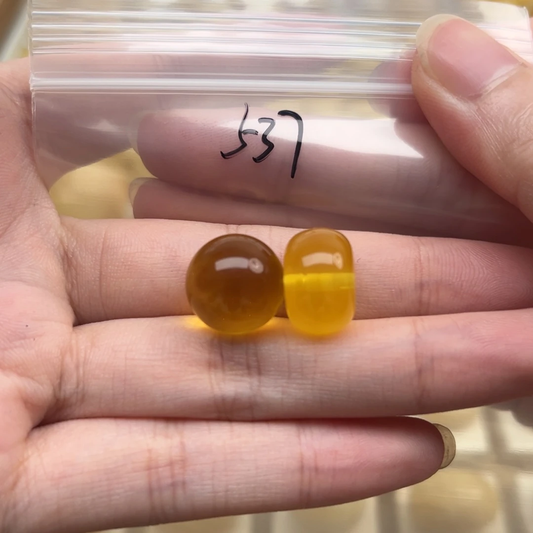 蜜蜡裸石未镶嵌M**a蜜蜡