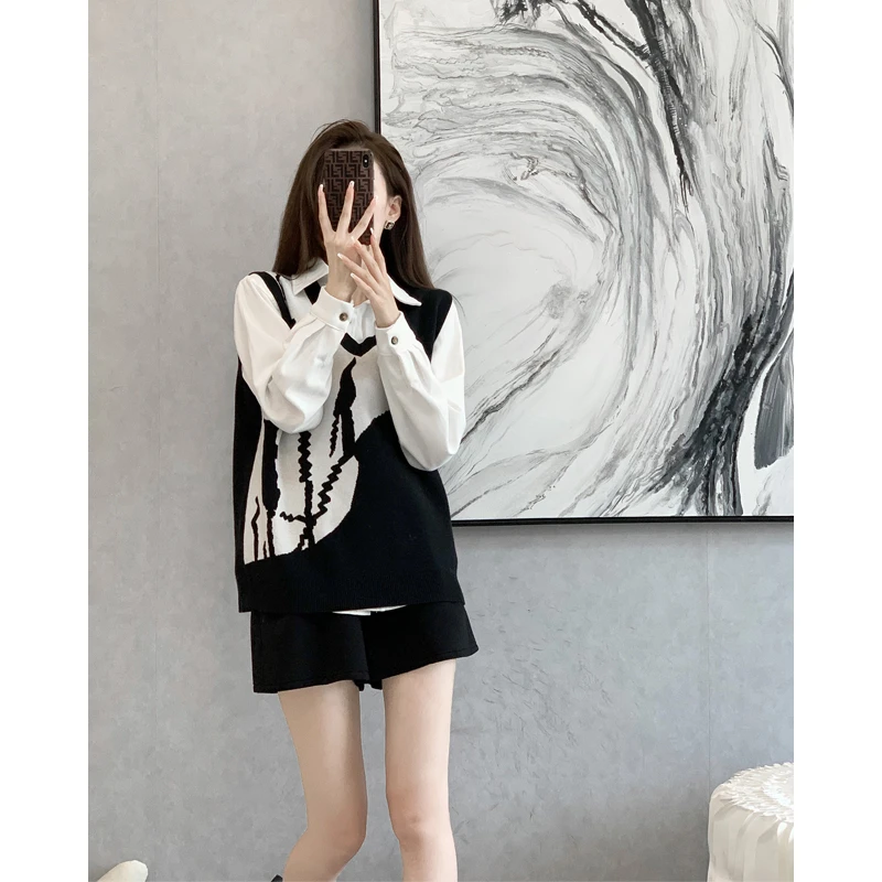 春秋2025年新款女装针织马甲背心小个子法式上衣女士时尚百搭服装