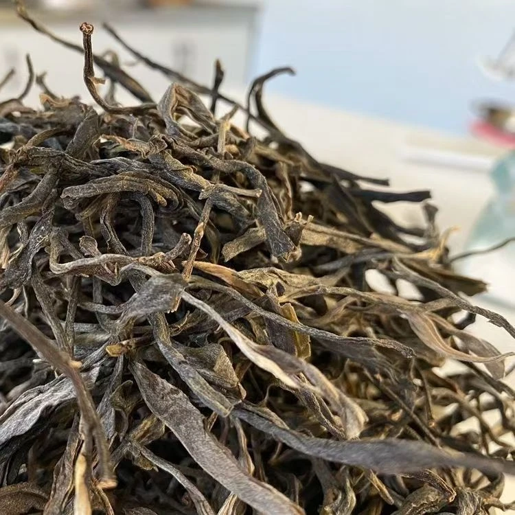 大雪山古树绿茶，原生态，不打农药，不施化肥，汤清叶绿回甘好