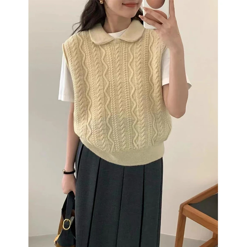 韩国东大门百搭减龄娃娃领麻花纹针织宽松马甲背心秋冬内搭女
