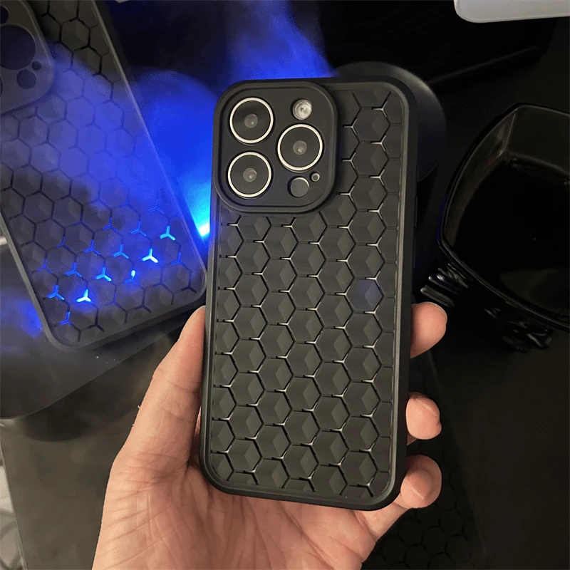 蜂窝散热壳适用iPhone14promax手机壳苹果15/13防摔11男12