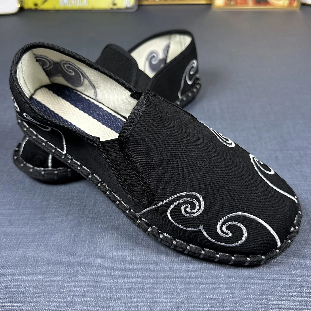 新款老北京布鞋中国风男款手工刺绣帆布鞋懒人社会鞋防臭豆豆鞋男