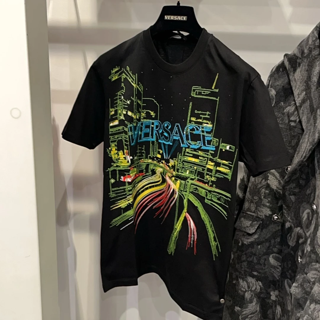 全新未使用 VERSACE/范思哲 男士短袖彩色刺绣钻款